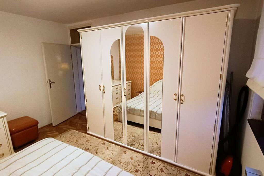 Spacious Condo Near Bascarsija - Free Parking Сараево Экстерьер фото